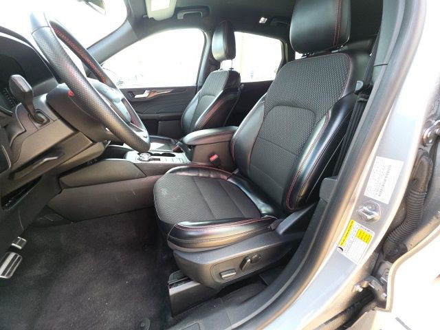 Used 2024 Ford Escape ST-Line image 15