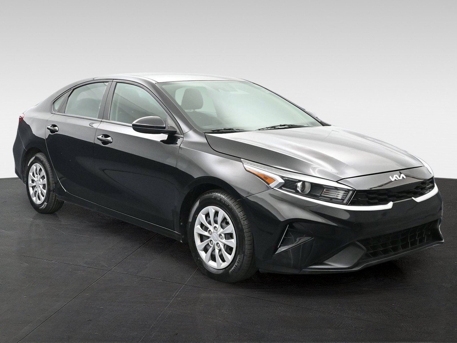 Used 2024 Kia Forte LX FWD image 6