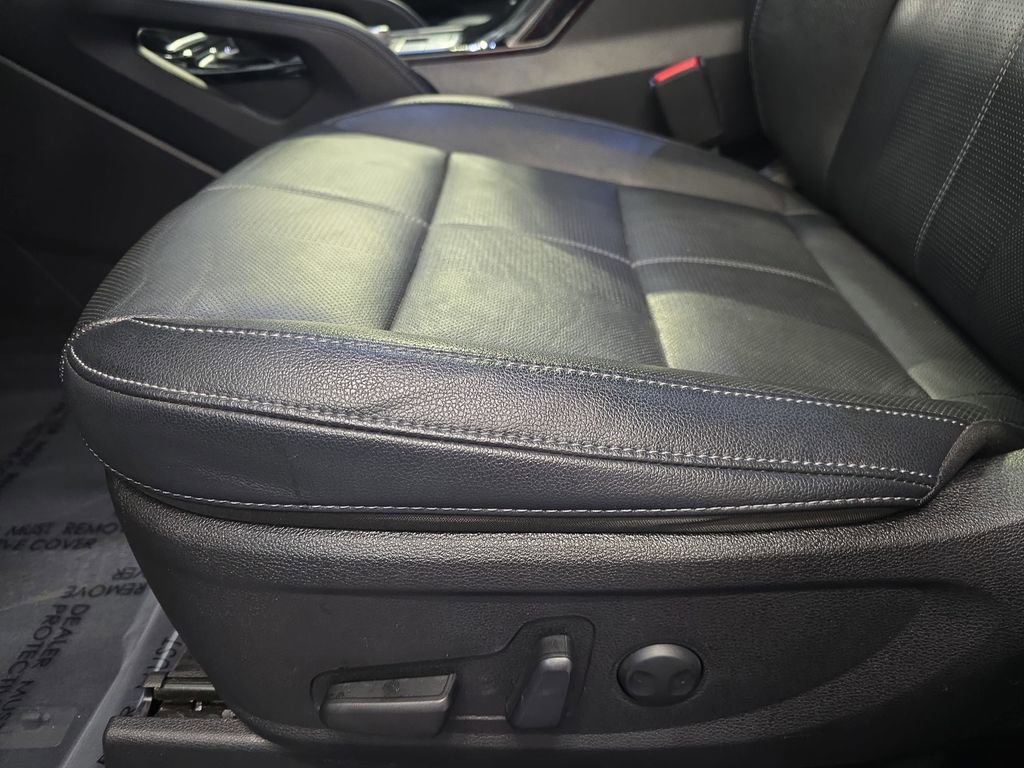 Used 2024 Kia Telluride EX w/ EX Captain's Chair Package image 30
