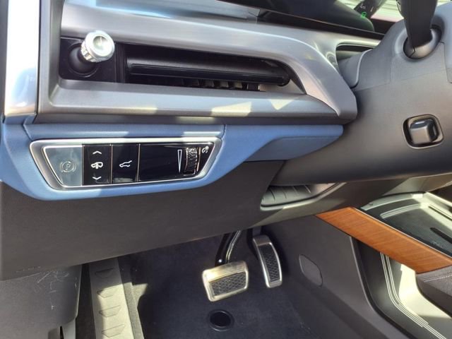 New 2026 Cadillac Vistiq Premium Luxury image 30