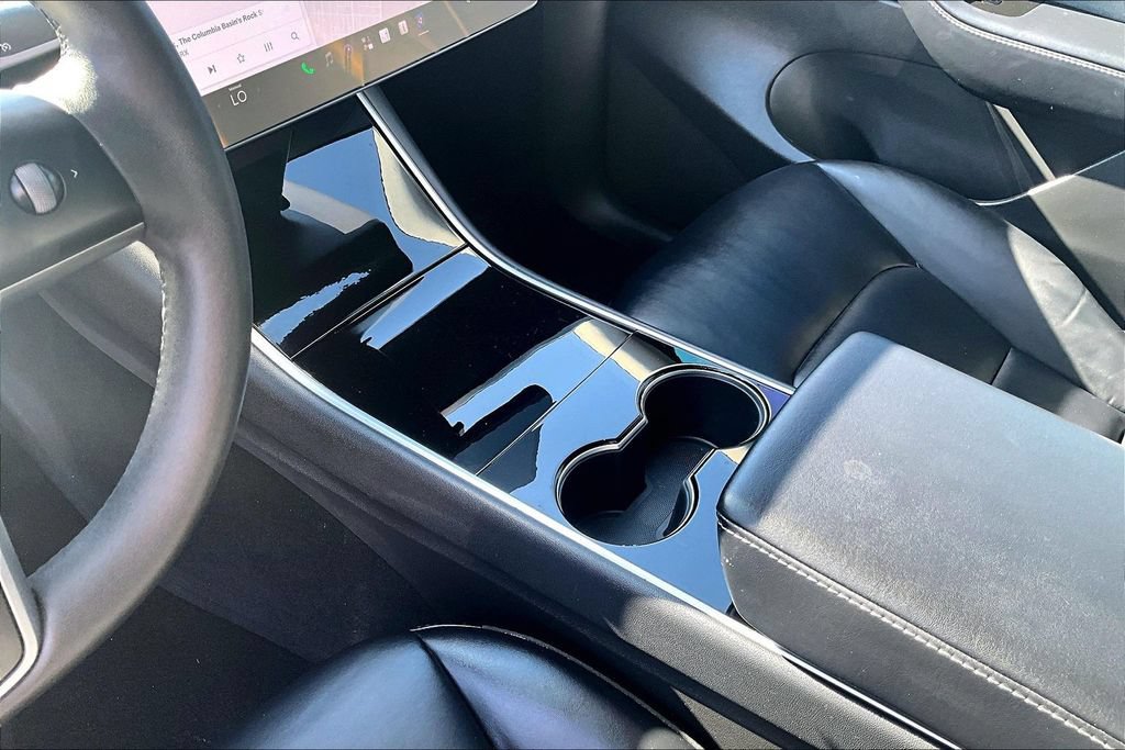 Used 2021 Tesla Model Y Long Range AWD/4WD image 15