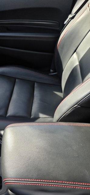 Used 2025 Dodge Durango GT image 28