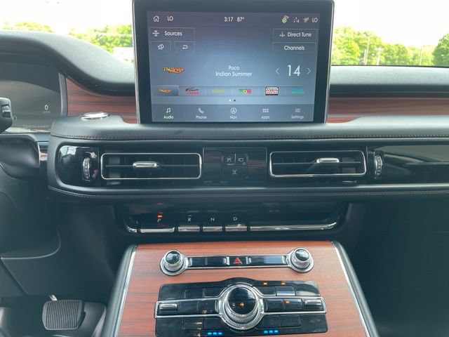 Used 2023 Lincoln Aviator Reserve w/ Jet Package AWD/4WD image 18
