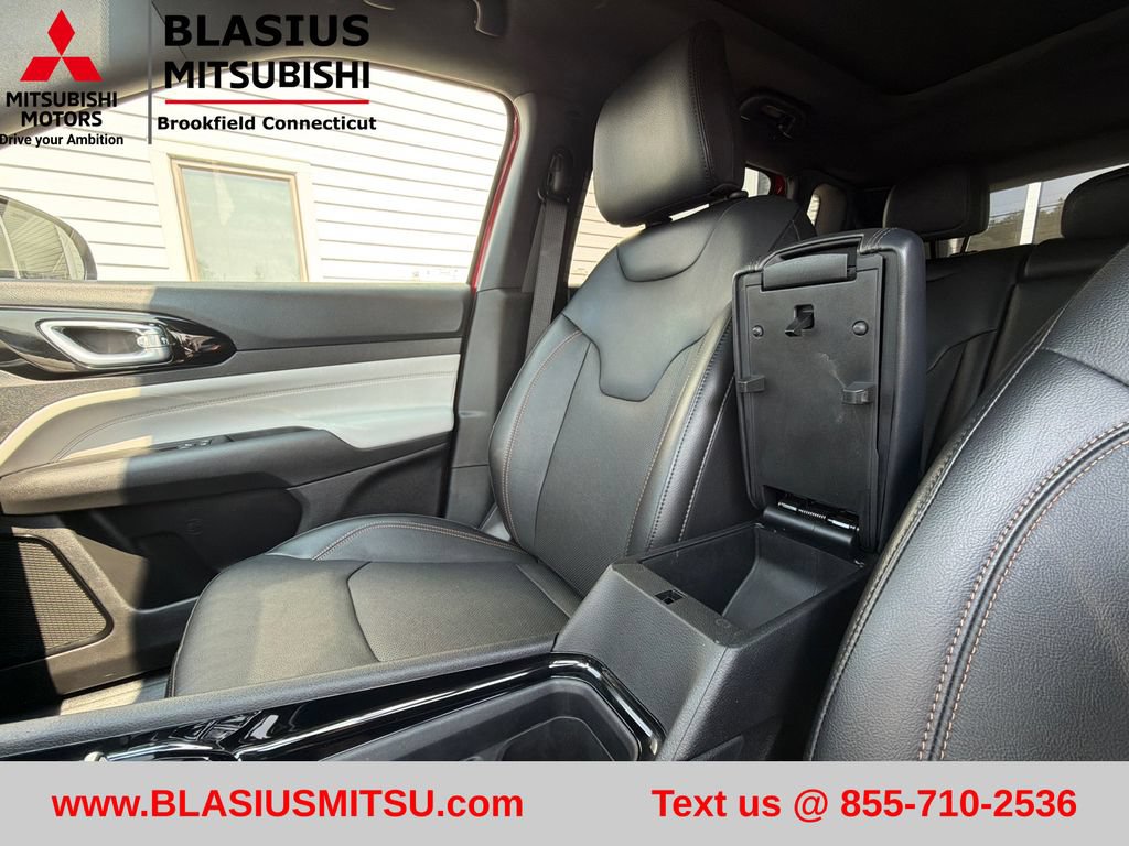 Used 2023 Jeep Compass Limited w/ Sun and Sound Group AWD/4WD image 31
