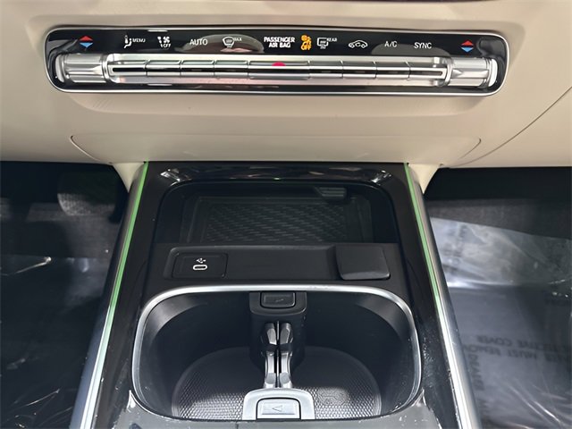 Used 2025 Mercedes-Benz GLA 250 4MATIC image 24