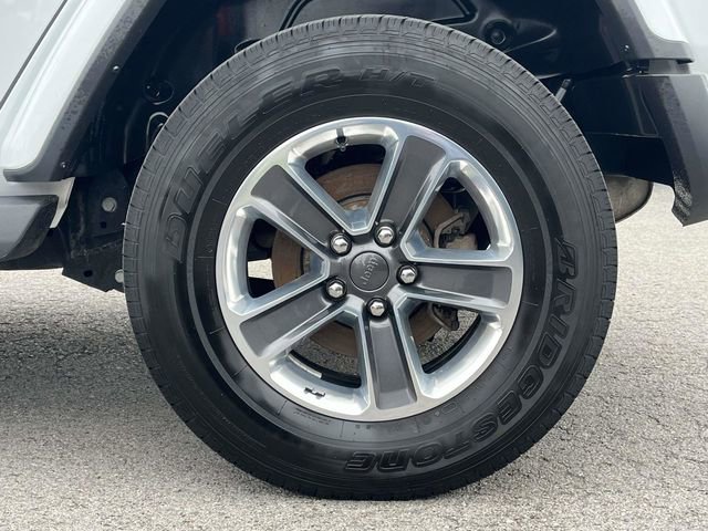 Used 2023 Jeep Wrangler Sahara w/ Cold Weather Group image 11