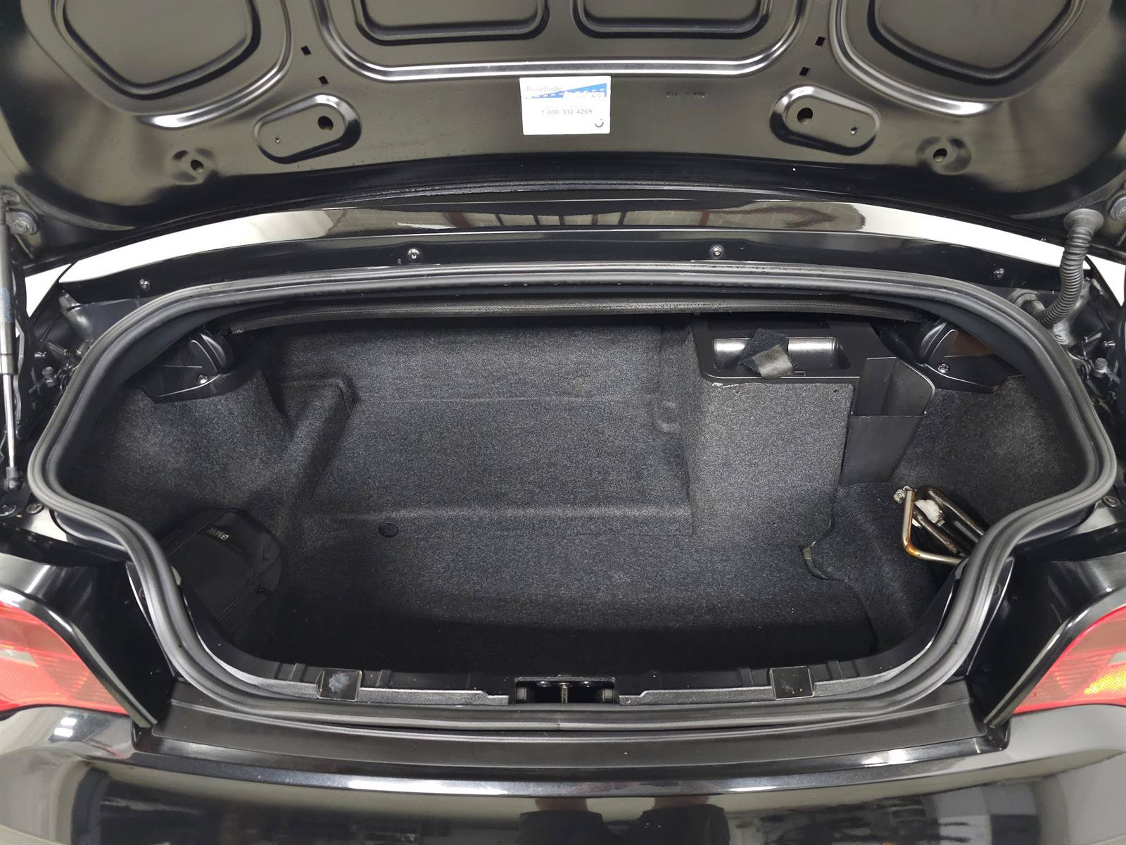 Used 2006 BMW M Roadster RWD image 7
