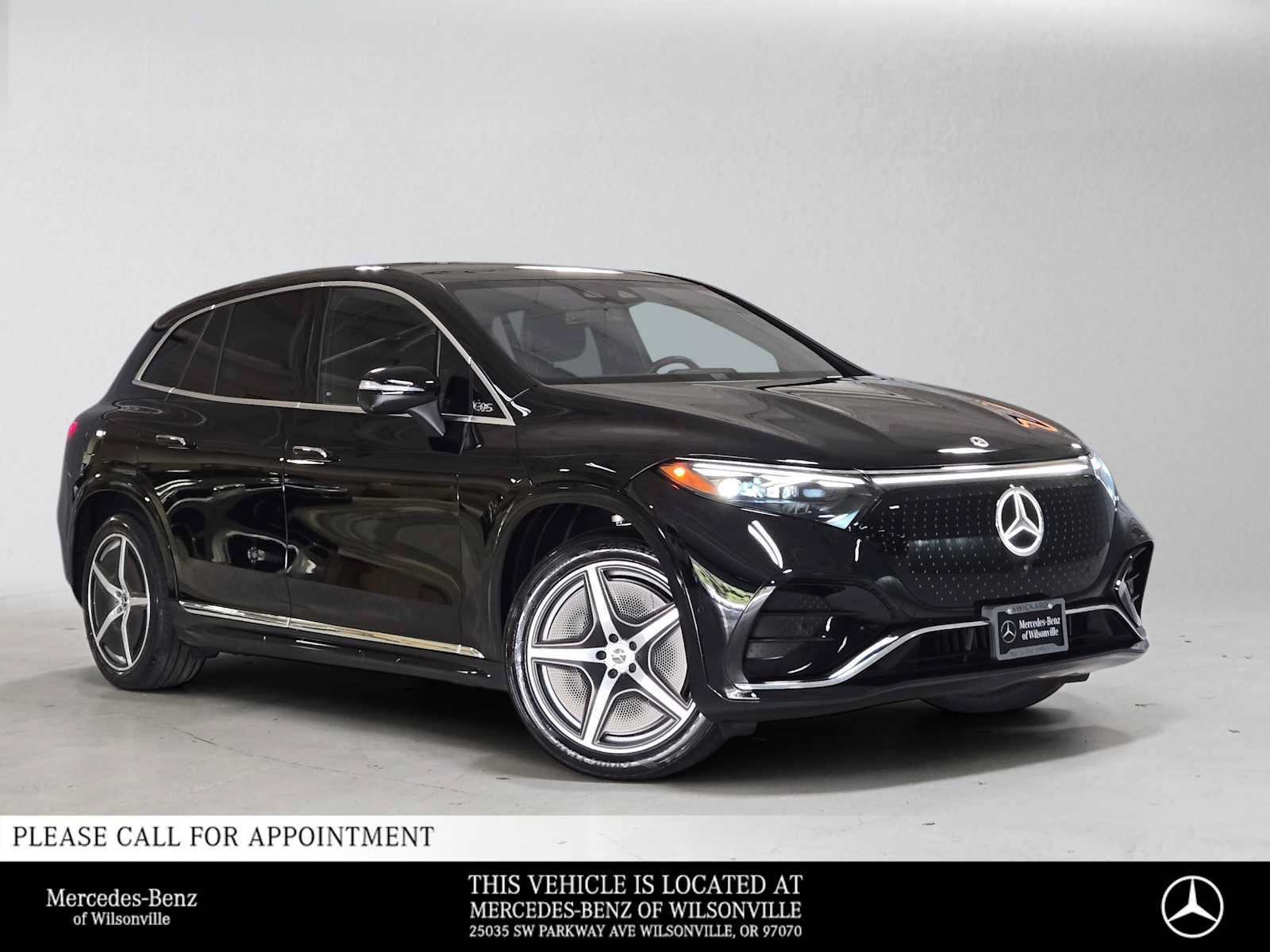 Used 2023 Mercedes-Benz EQS 450+ 4MATIC SUV image 1