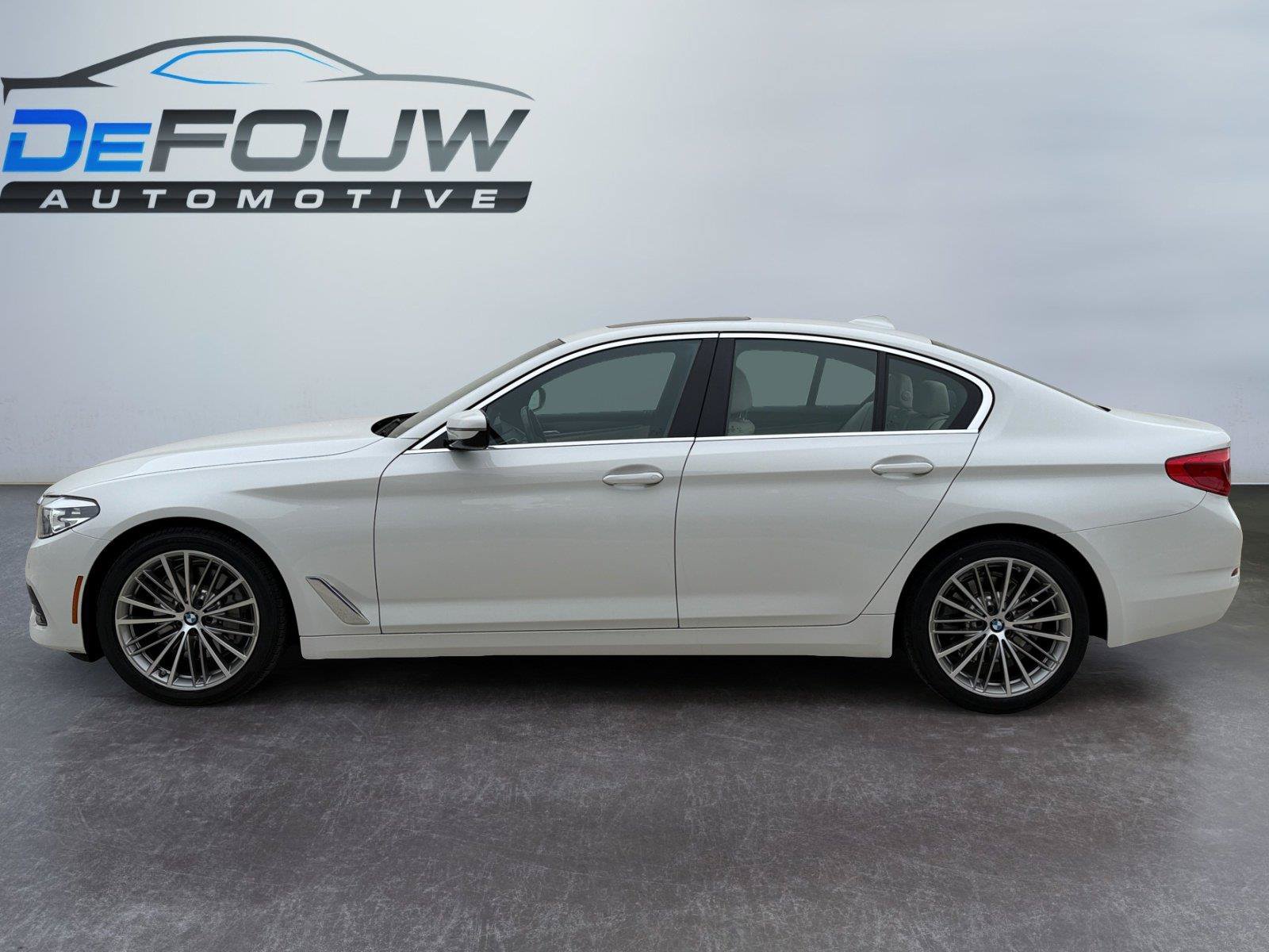 Used 2020 BMW 530i xDrive w/ Convenience Package AWD/4WD image 6