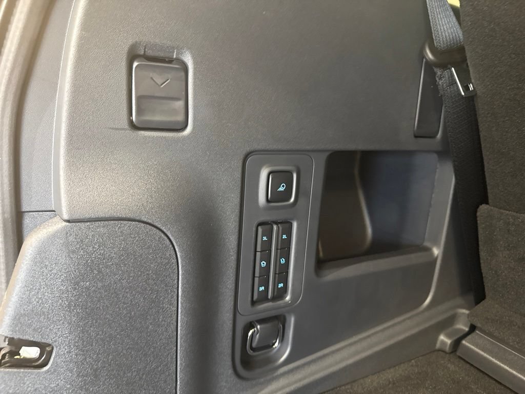 Used 2027 Ford Expedition Tremor w/ Driver's Package AWD/4WD image 42