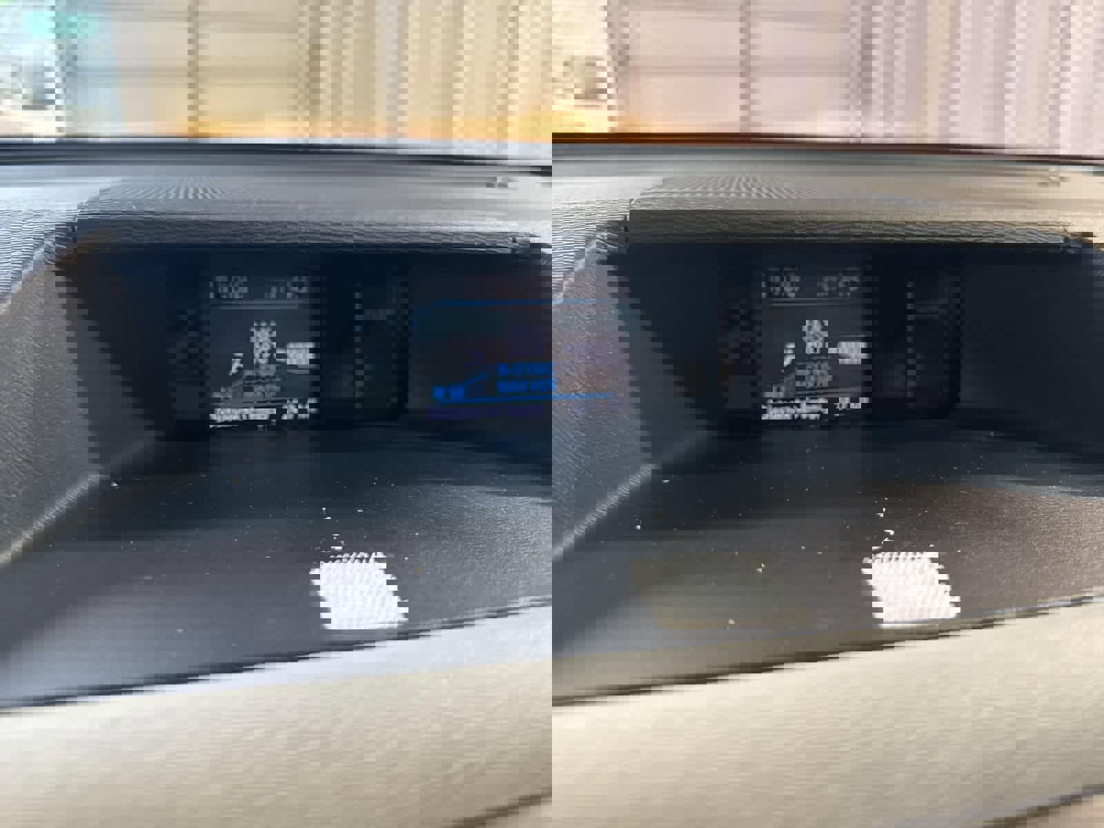 Used 2014 Toyota Sienna XLE image 22