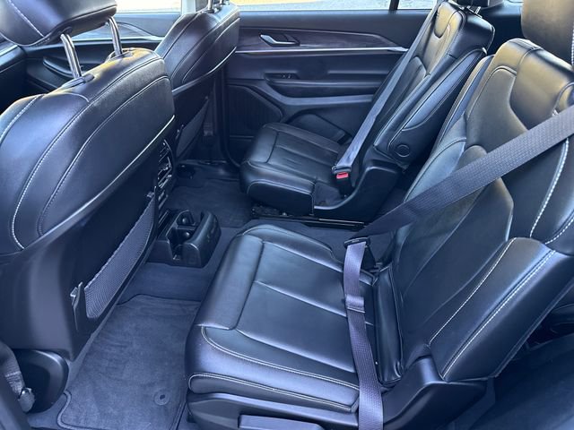 Used 2023 Jeep Grand Cherokee L Limited w/ Trailer Tow Group (B) AWD/4WD image 25