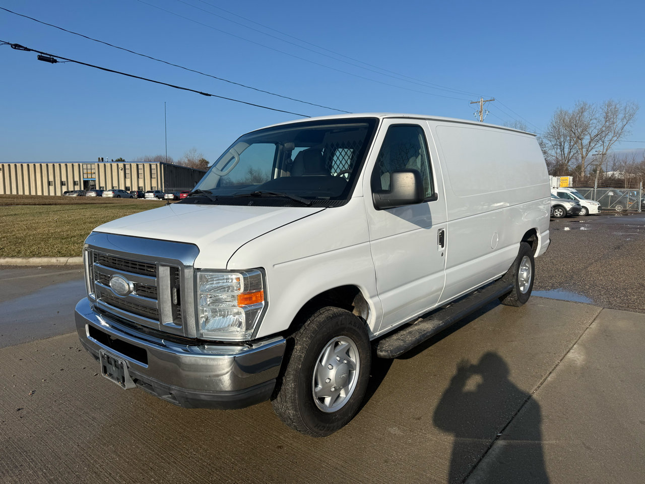 Used 2014 Ford E-250 and Econoline 250 E-250 Commercial w/ Power Group image 6