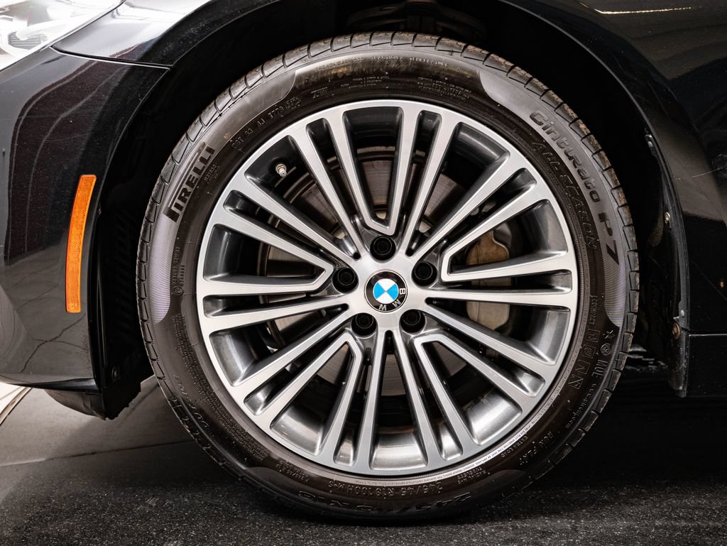Used 2019 BMW 540i RWD image 13