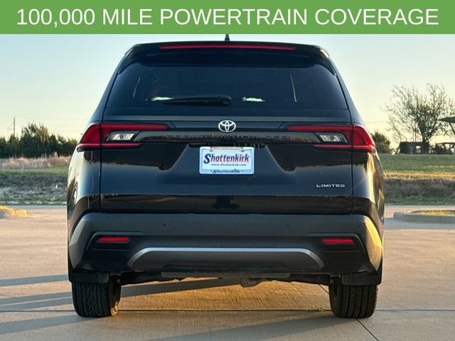Used 2025 Toyota Grand Highlander FWD image 7
