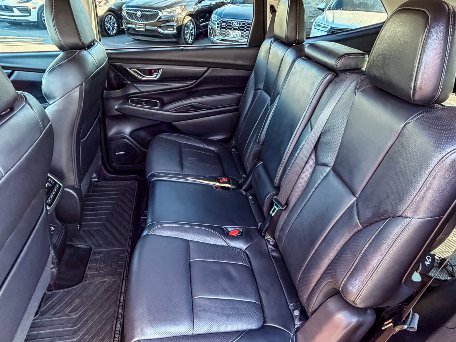 Used 2023 Subaru Ascent Limited w/ Technology Package image 17