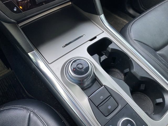 Used 2020 Ford Explorer XLT w/ Equipment Group 202A image 13