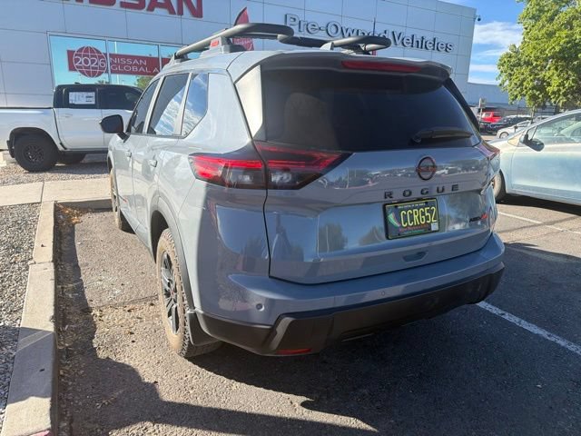 Used 2025 Nissan Rogue SV AWD/4WD image 18