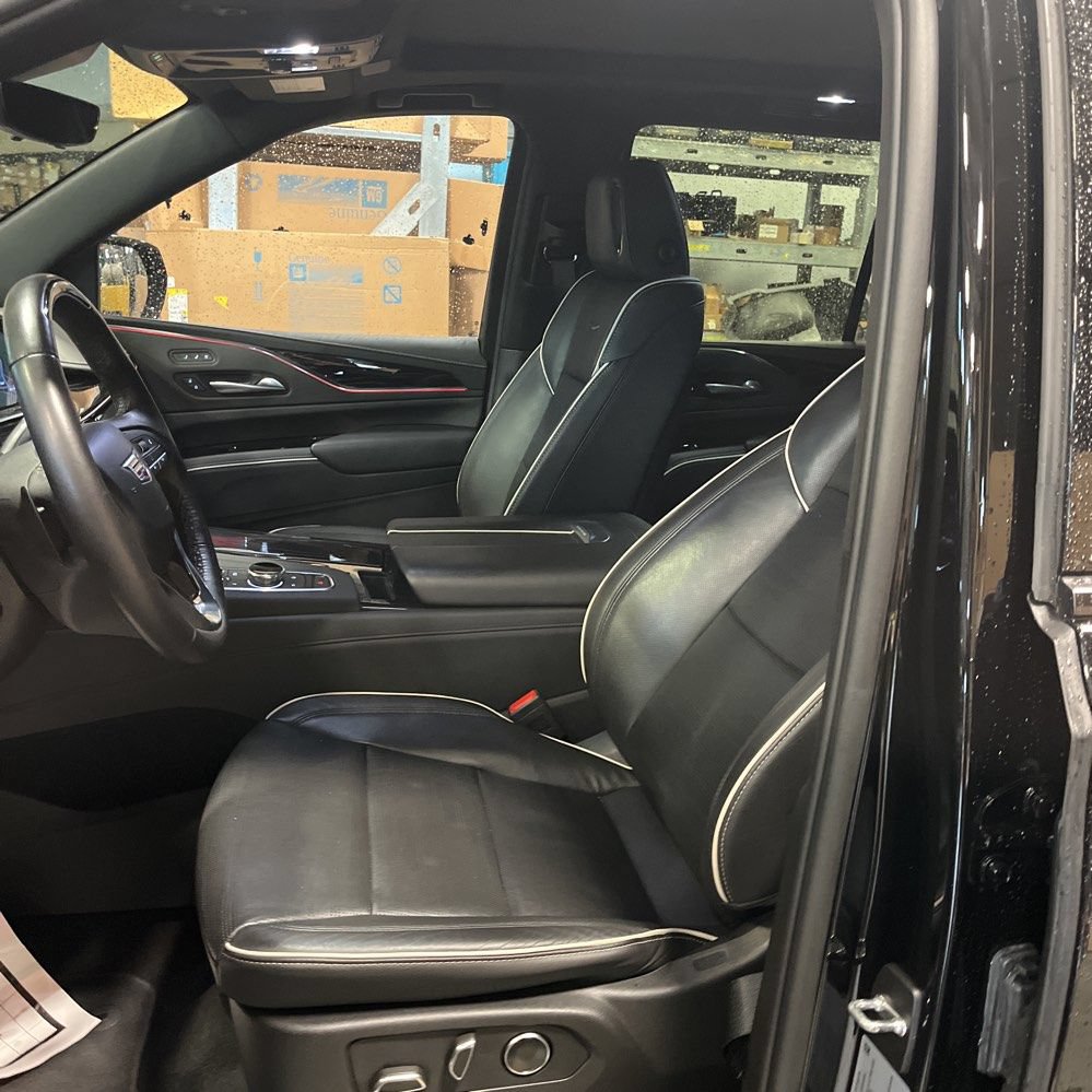 Used 2024 Cadillac Escalade Sport w/ Touring Package AWD/4WD image 21