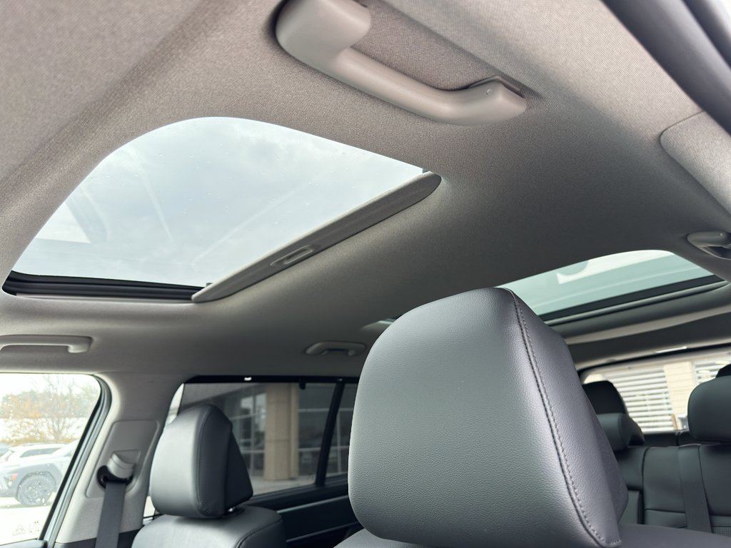 New 2025 Hyundai Santa Fe Limited FWD image 26