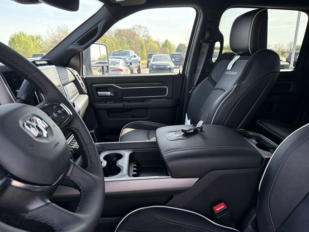 Used 2025 RAM 3500 Laramie w/ Night Edition image 15