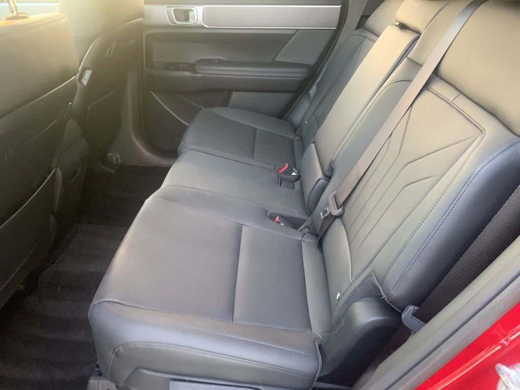 Used 2025 Hyundai Santa Fe SEL image 31