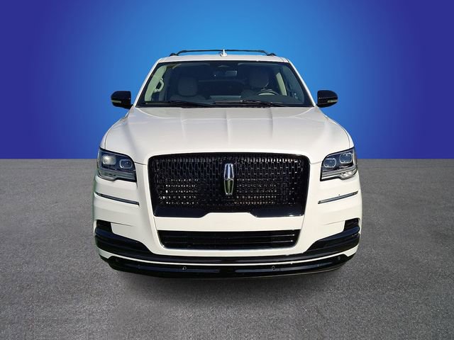 Certified 2024 Lincoln Navigator Premiere image 2