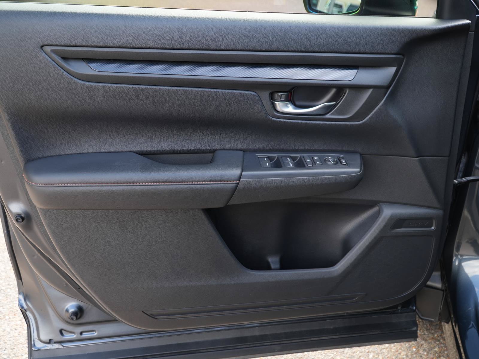Used 2023 Honda CR-V Sport image 4