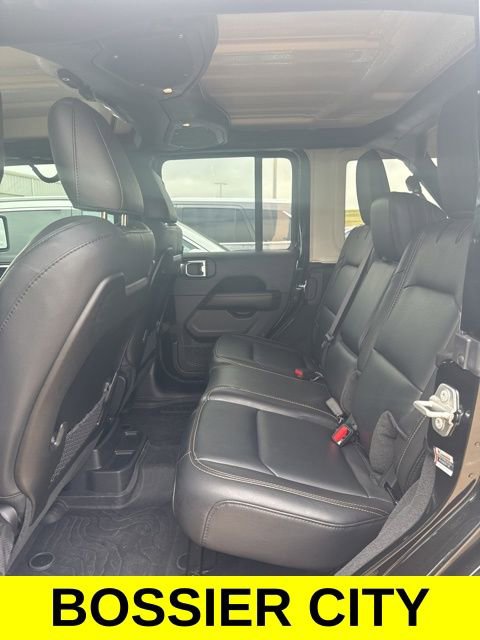 Used 2024 Jeep Wrangler Unlimited Sahara w/ Safety Group AWD/4WD image 8