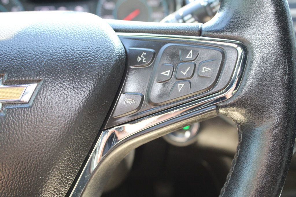 Used 2017 Chevrolet Cruze Premier w/ RS Package FWD image 17