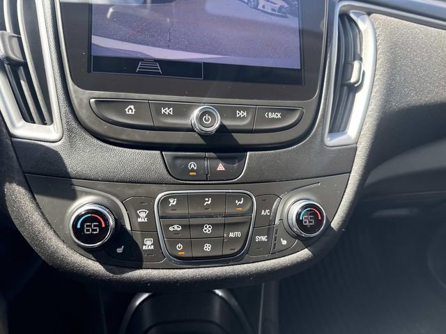Used 2022 Chevrolet Malibu LT image 28