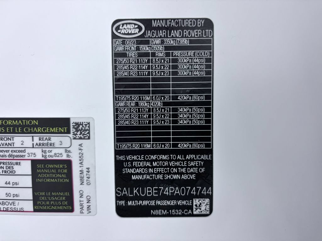 Used 2023 Land Rover Range Rover SV AWD/4WD image 24