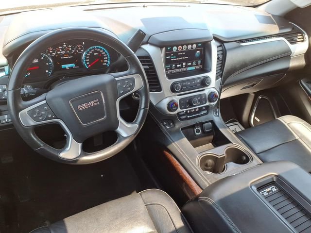Used 2017 GMC Yukon SLT w/ Open Road Package AWD/4WD image 7