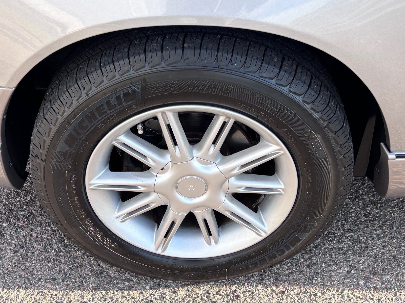 Used 1998 Buick Regal GS FWD image 9