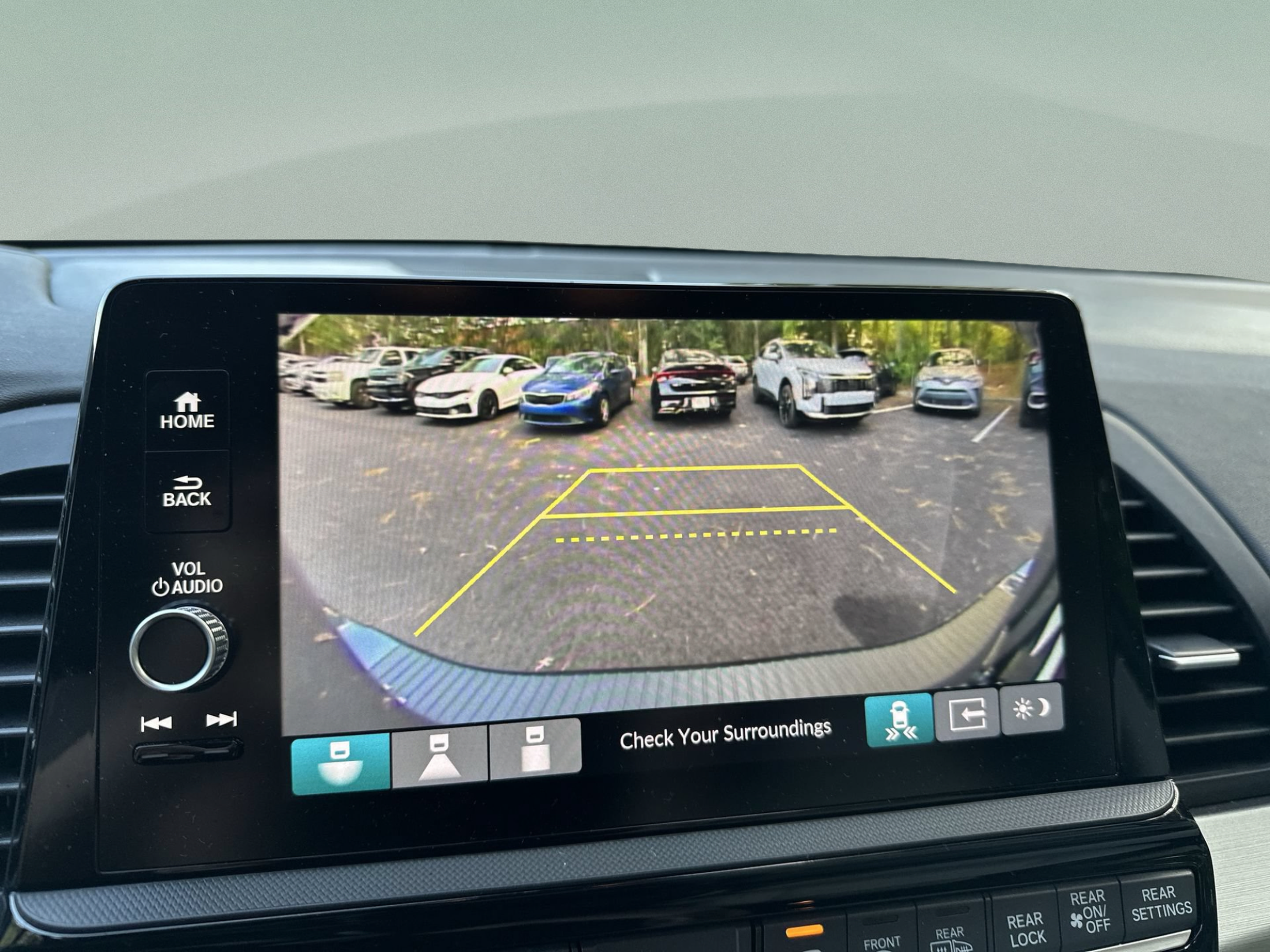 Used 2025 Honda Odyssey Touring image 24