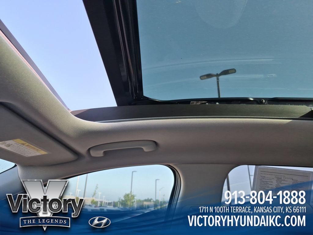 Used 2025 Hyundai Tucson Limited AWD/4WD image 21