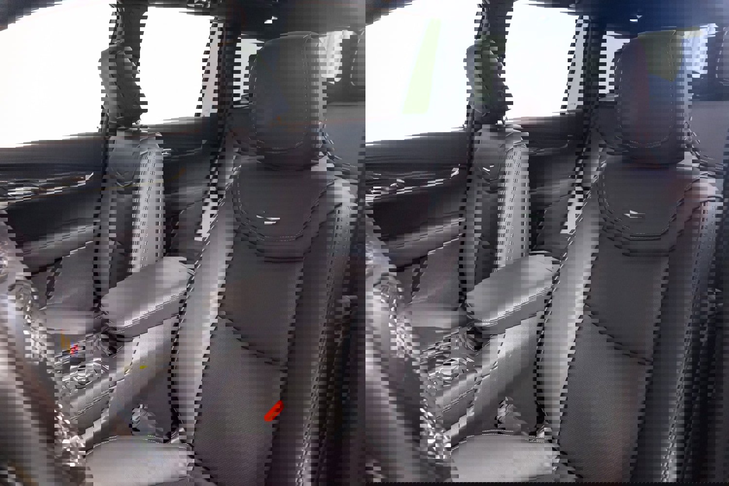 Used 2024 Cadillac XT6 Sport w/ Technology Package image 20