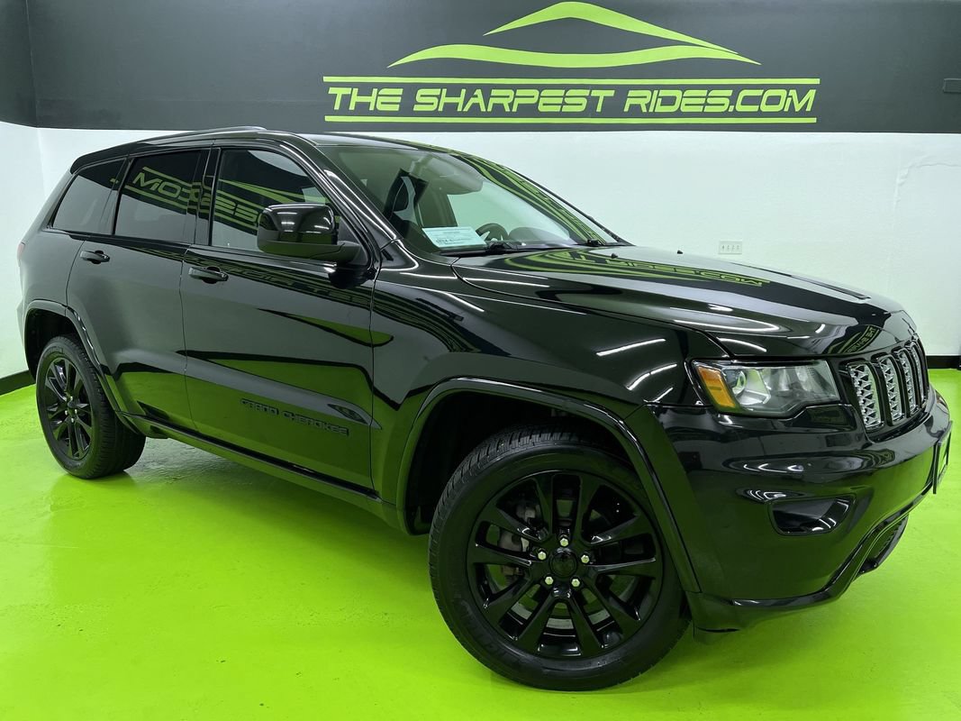 Used 2018 Jeep Grand Cherokee Altitude AWD/4WD image 1