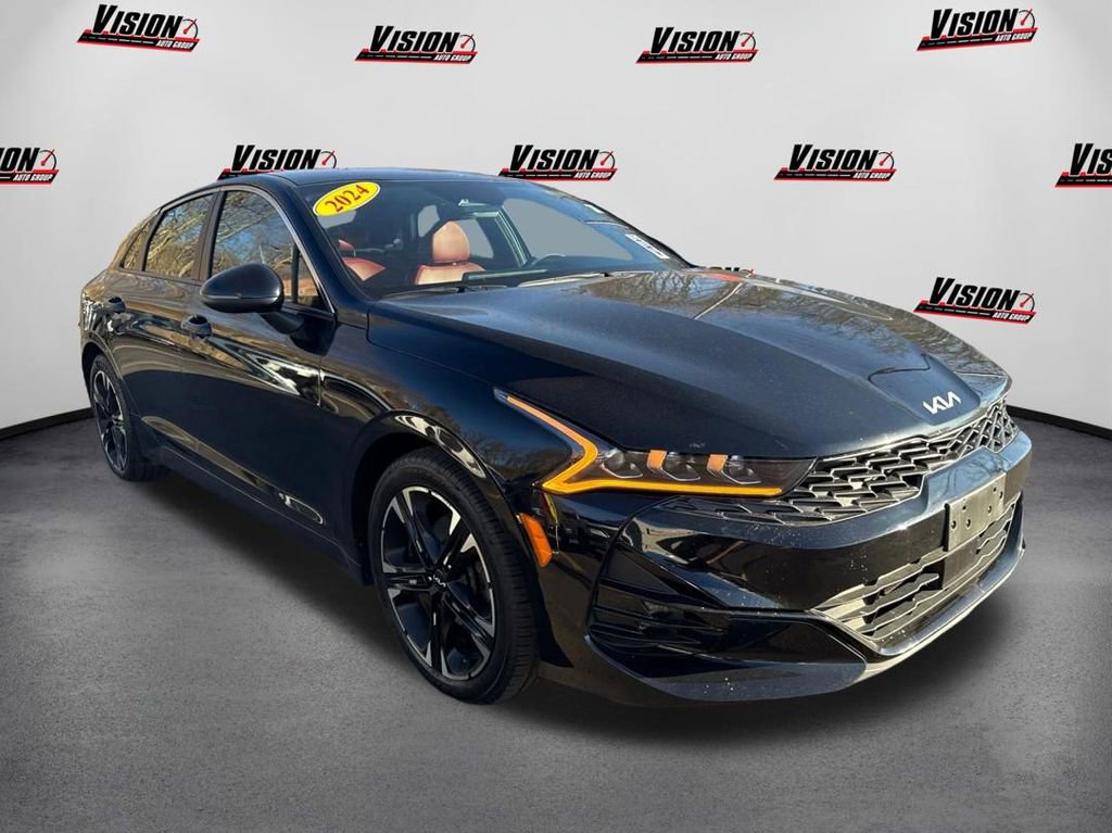 Used 2024 Kia K5 GT-Line w/ GT-Line Premium Package image 3