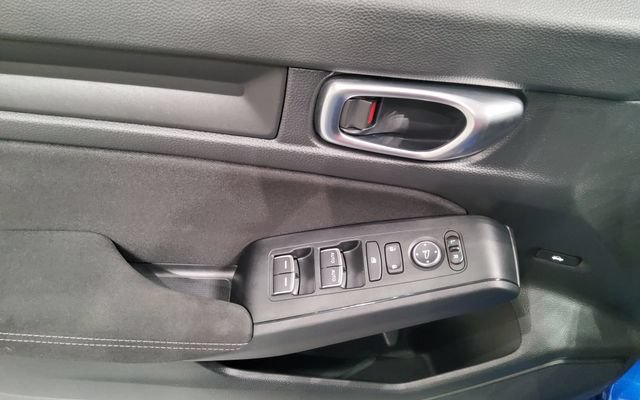 Used 2023 Honda Civic Sport image 26