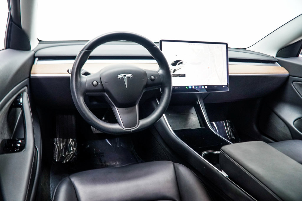 Used 2019 Tesla Model 3 Mid Range RWD image 17