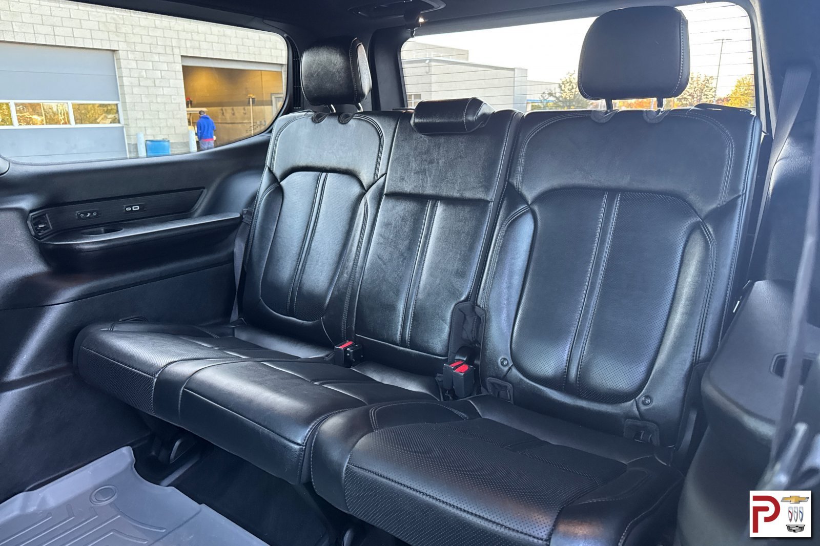 Used 2022 Jeep Wagoneer Series III w/ Premium Group I AWD/4WD image 19