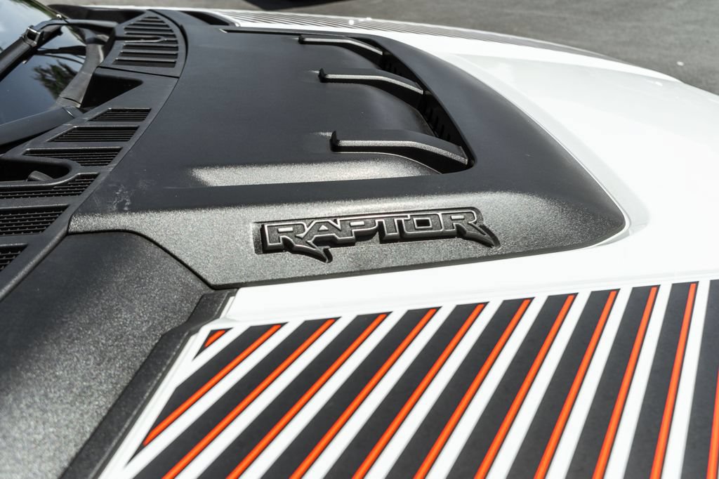 Used 2025 Ford F150 Raptor AWD/4WD image 4