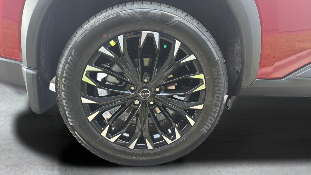 New 2026 Nissan Rogue Dark Armor FWD image 13