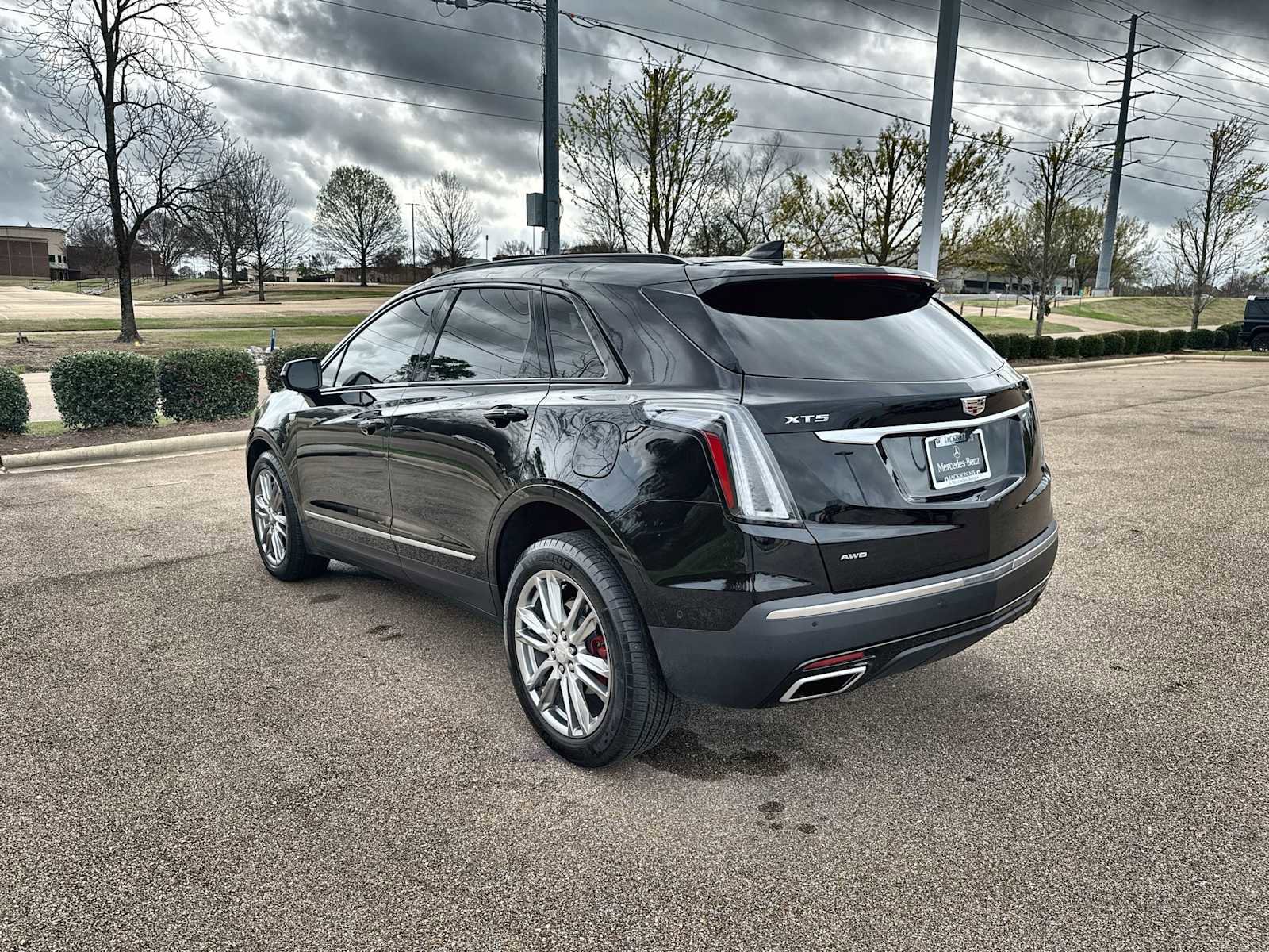 Used 2024 Cadillac XT5 Sportv w/ Technology Package AWD/4WD image 6