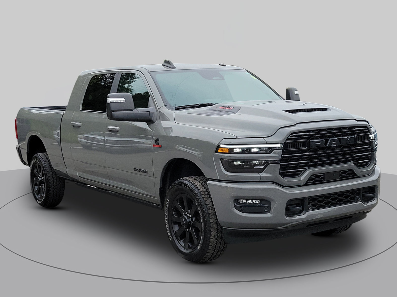 Used 2026 RAM 2500 Laramie AWD/4WD image 1