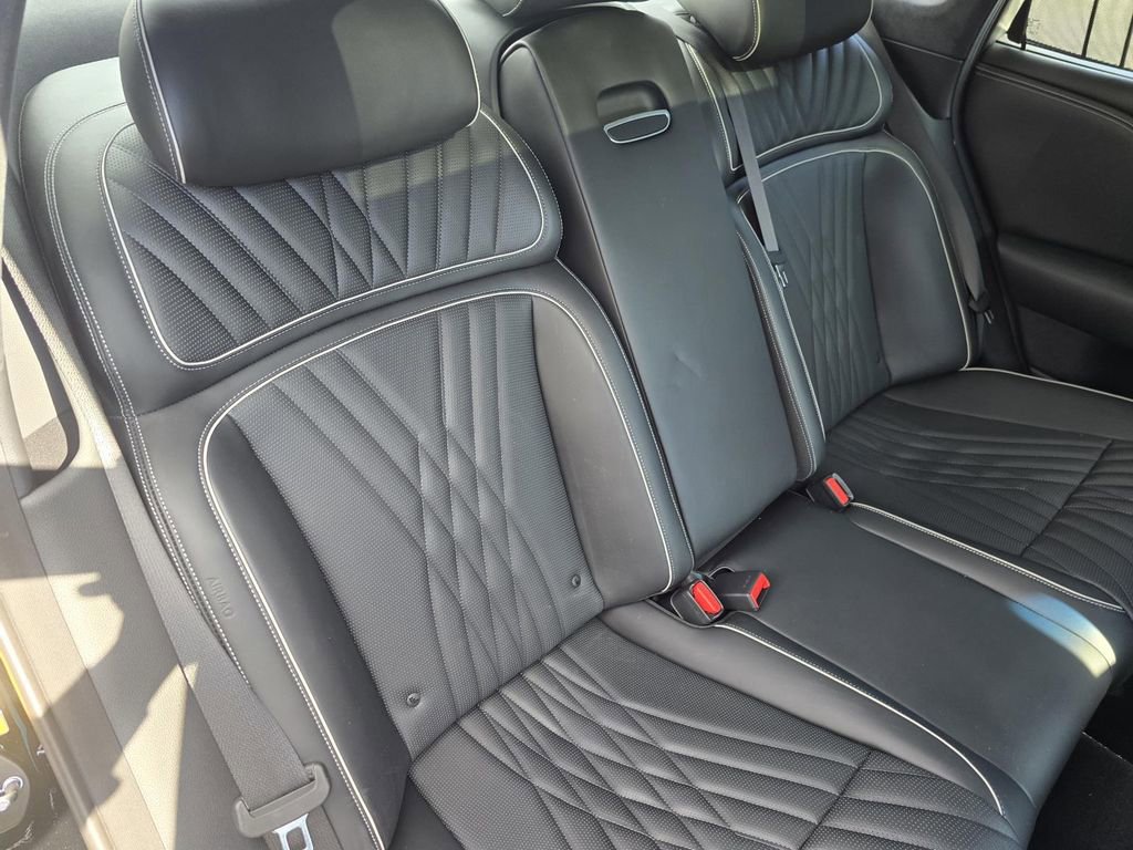 Used 2024 Genesis G90 3.5T image 27