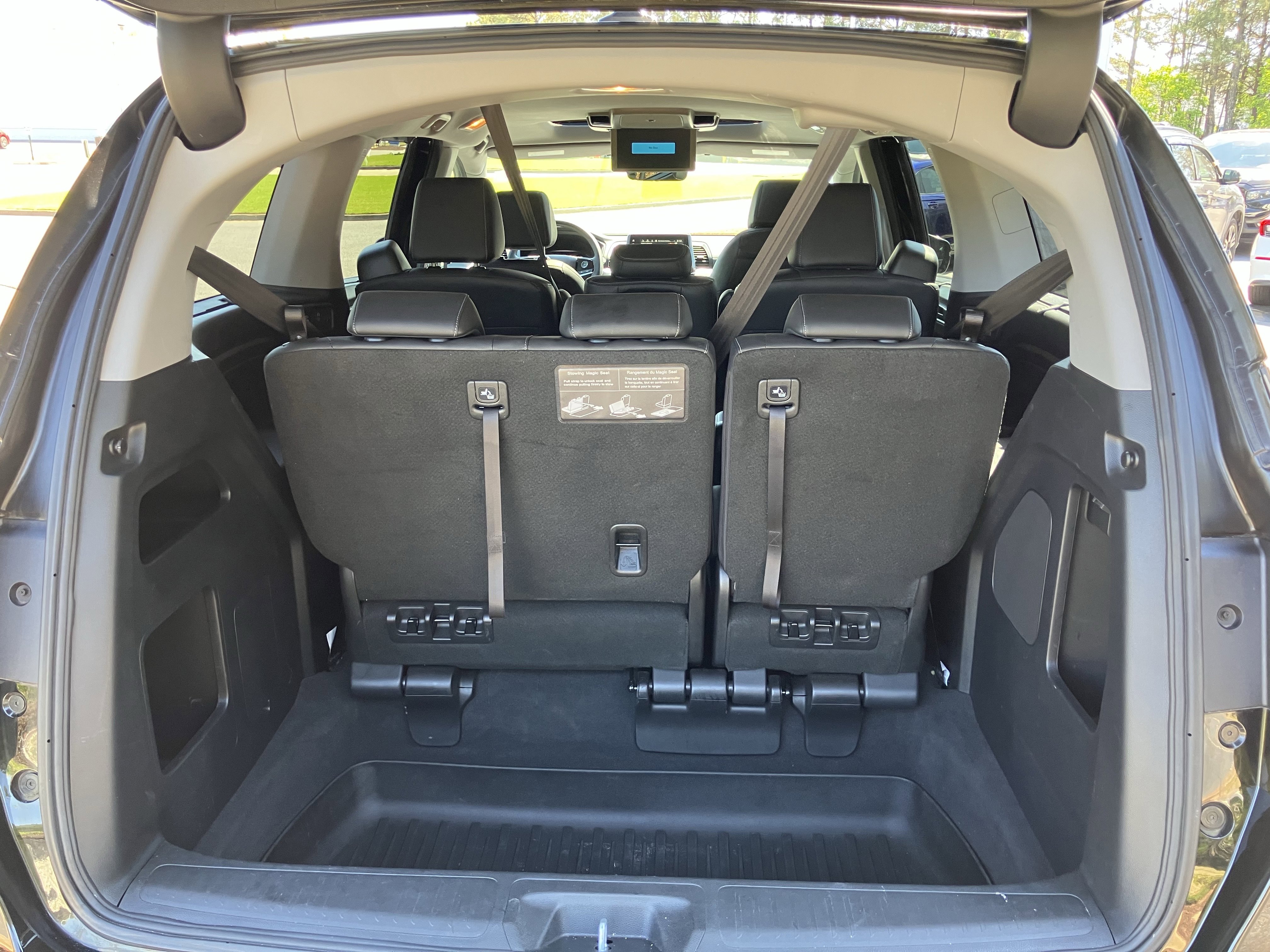 Used 2024 Honda Odyssey Touring image 37