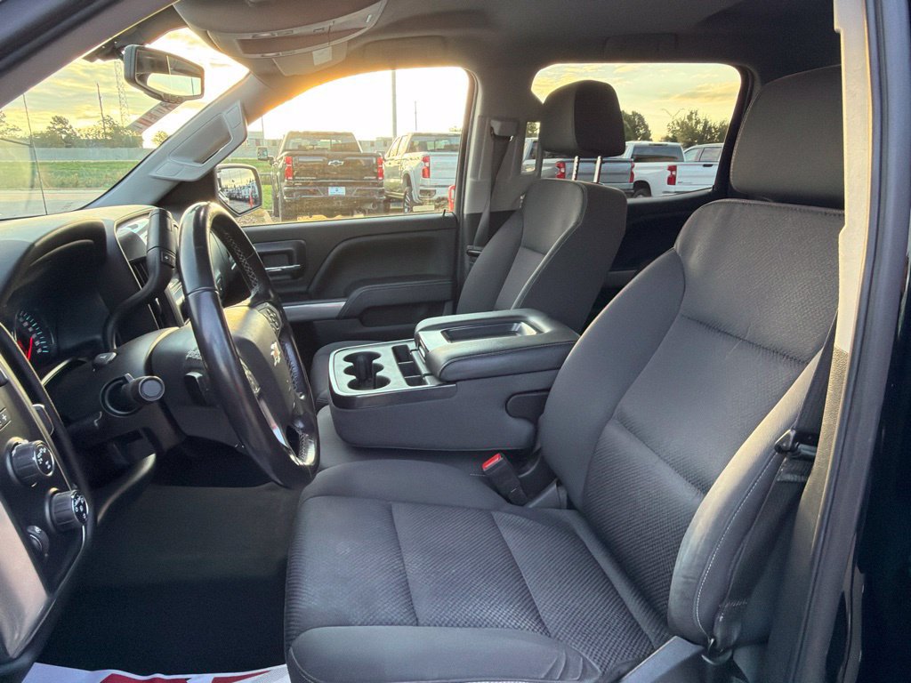 Used 2018 Chevrolet Silverado 1500 LT w/ All Star Edition AWD/4WD image 16