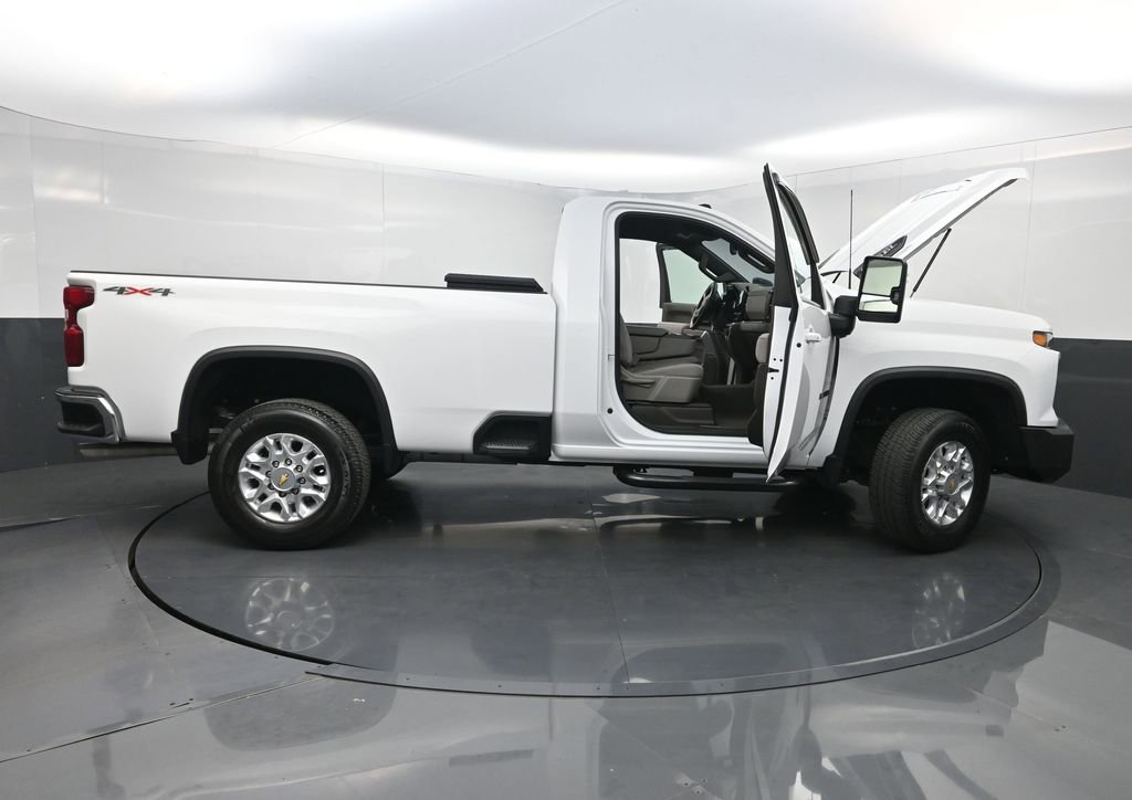 Used 2024 Chevrolet Silverado 3500 LT w/ Convenience Package image 33